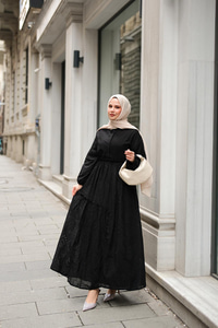 Beli Lastikli Brode Elbise  Siyah