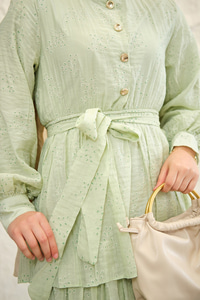 Beli Lastikli Gold Düğme Detaylı Volanlı Elbise Yeşil