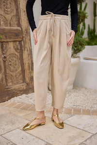 Beli Lastikli  Havuç Pantolon Krem