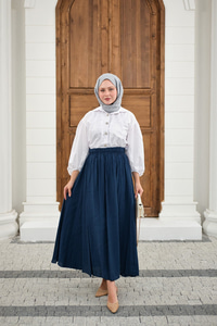 Beli Lastikli Kırışık Etek Lacivert