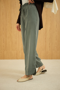 Beli Lastikli Pantolon Koyu Yeşil