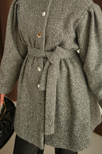 Beli Lastikli Peluş Kaşe Kaban Gri