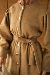 Beli Lastikli Peluş Kaşe Kaban Vizon