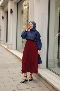 Beli Lastikli Pileli Etek Bordo