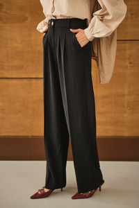 Beli Lastikli Pileli Pantolon Siyah