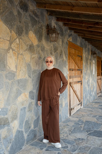 Beli Lastikli Takım Kahve