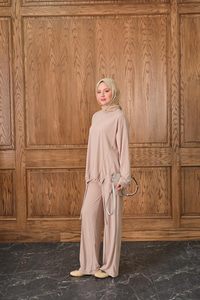 Beli Lastikli Takım Krem