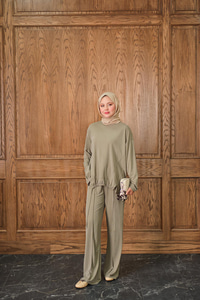 Beli Lastikli Takım Yeşil