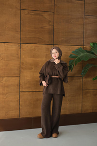 Beli Lastikli Triko Takım Kahverengi