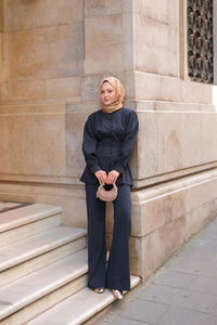 Beli Pens Detaylı Takım Lacivert