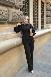 Beli Pens Detaylı Takım Siyah