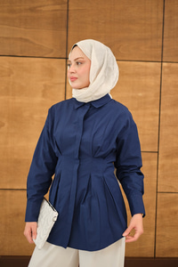 Beli Pile Detay Gizli Düğmeli Gömlek Lacivert