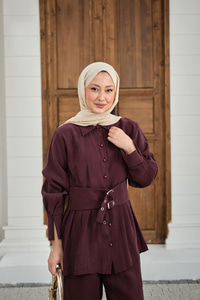 Beli Pile Detay İki Kemerli Gömlek Yaka Takım Mürdüm