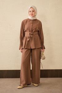 Beli Pile Detay İki Kemerli Gömlek Yaka Takım Açık Kahve