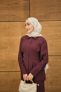 Beli Pile Detay İki Kemerli Gömlek Yaka Takım Bordo