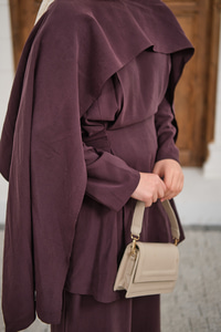 Beli Pileli Çıkarılabilir Pelerinli Takım Mürdüm