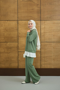 Beli Pileli Taşlı İkili Takım Yeşil