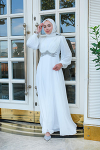 Beli Taş Detay Abiye Beyaz