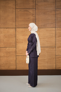 Bileği Fermuarlı Ön Yırtmaçlı Bel Bağlamalı Takım Mor