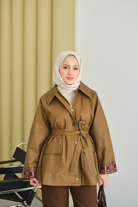 Bilekleri Ekose Görünümlü Trenç Kahverengi