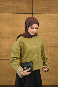 Bisiklet Yaka Astarı Desenli Çıtçıtlı Regular Gabardin Kısa Trenç Yeşil