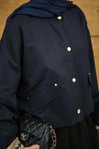 Bisiklet Yaka Astarı Desenli Çıtçıtlı Regular Gabardin Kısa Trenç Lacivert