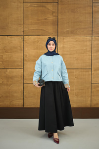 Bisiklet Yaka Astarı Desenli Çıtçıtlı Regular Gabardin Kısa Trenç Mavi