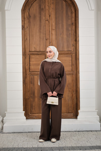 Bisiklet Yaka Bel Bağlamalı Basic Takım Kahverengi