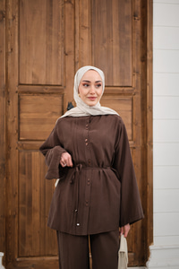 Bisiklet Yaka Bel Bağlamalı Basic Takım Kahverengi