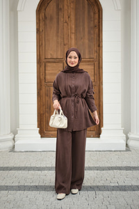 Bisiklet Yaka Bel Bağlamalı Dikiş Detay Takım Kahverengi