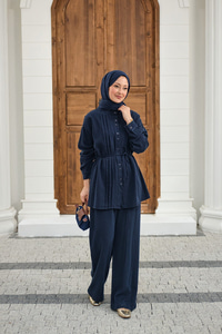 Bisiklet Yaka Bel Bağlamalı Dikiş Detay Takım Lacivert