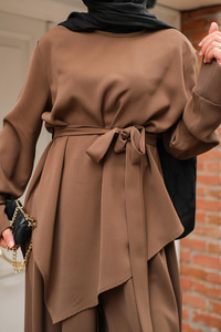 Bisiklet Yaka Bel Bağlamalı Takım Kahverengi