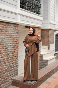 Bisiklet Yaka Bel Bağlamalı Takım Kahverengi