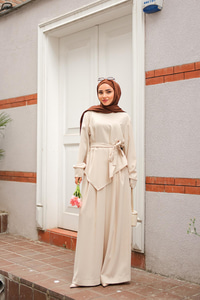 Bisiklet Yaka Bel Bağlamalı Takım Krem