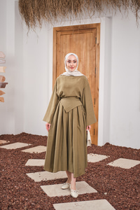 Bisiklet Yaka Beli Kendinden Desenli Takım Yağ Yeşil