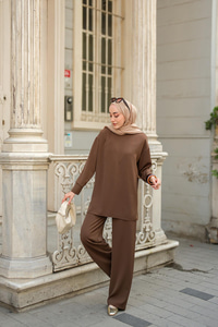 Bisiklet Yaka İkili Takım Kahverengi