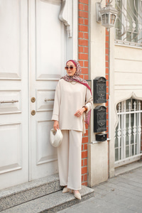 Bisiklet Yaka İkili Takım Krem