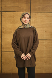 Bisiklet Yaka Omuz Taş Detay Regular Viskon Tunik Kahverengi