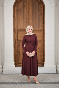 Bisiklet Yaka Ön Yırtmaçlı Etekli Takım Bordo