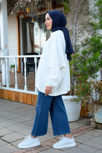 Bisiklet Yaka Oversize Sweat Beyaz