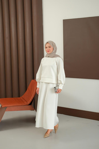 Bisiklet Yaka Scuba Takım Beyaz