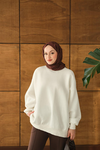 Bisiklet Yaka Sweat Beyaz