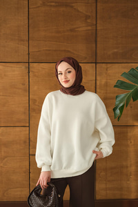 Bisiklet Yaka Sweat Beyaz