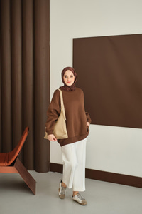 Bisiklet Yaka Sweat Kahverengi