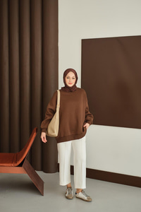 Bisiklet Yaka Sweat Kahverengi