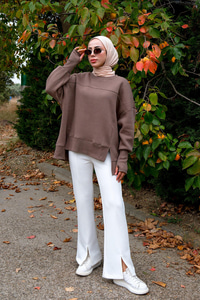 Bisiklet Yaka Sweat Soğuk Kahve