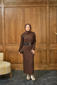 Bisiklet Yaka Triko Elbise Kahverengi