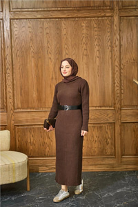 Bisiklet Yaka Triko Elbise Kahverengi