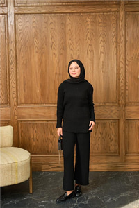 Bisiklet Yaka Triko Takım Siyah