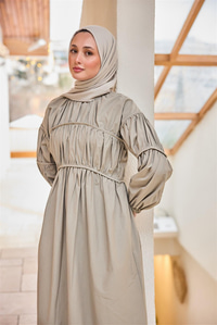 Biye Detaylı Elbise Küf Yeşil